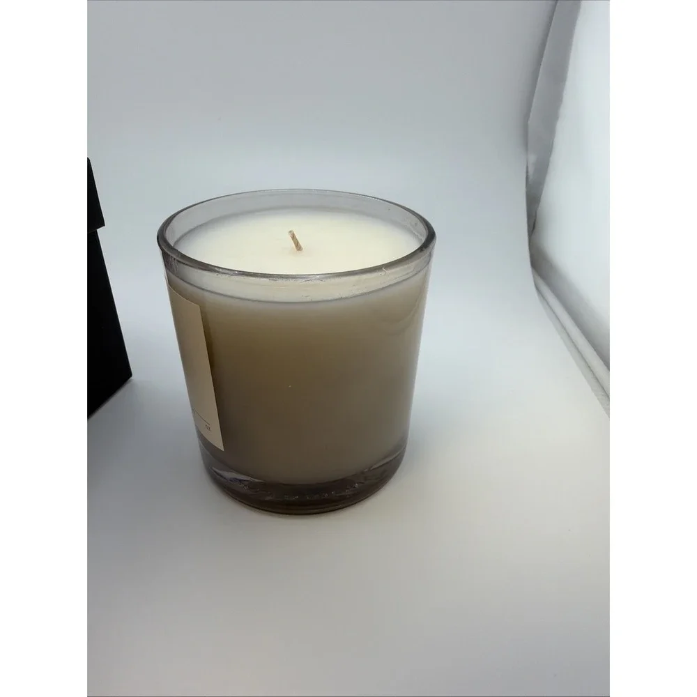 Salt‎ & Stone Santal And Vetiver Scented Candle 8.5 oz NEW In Box